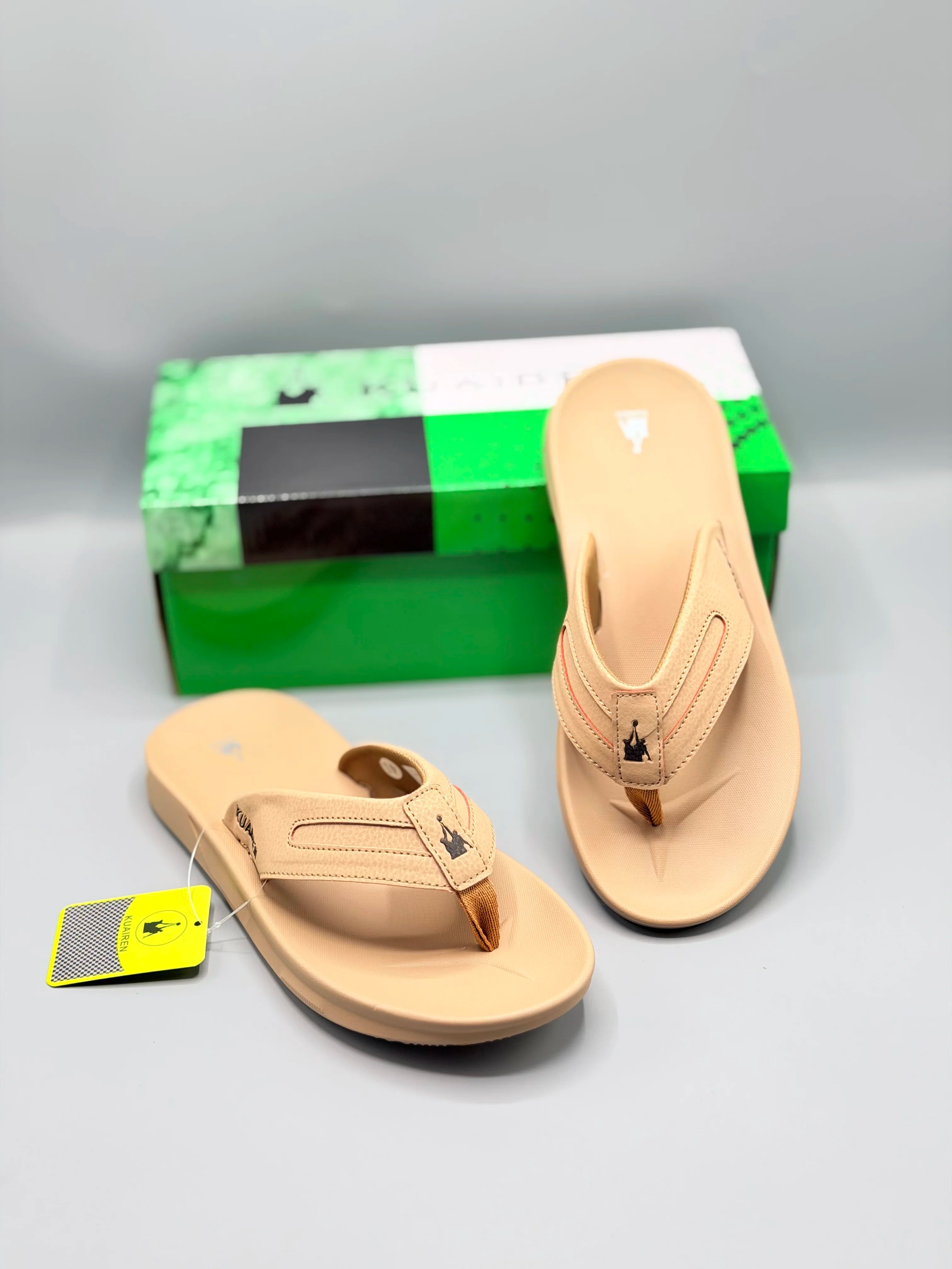 Kuairen Sand Tan Classic Slides – with box