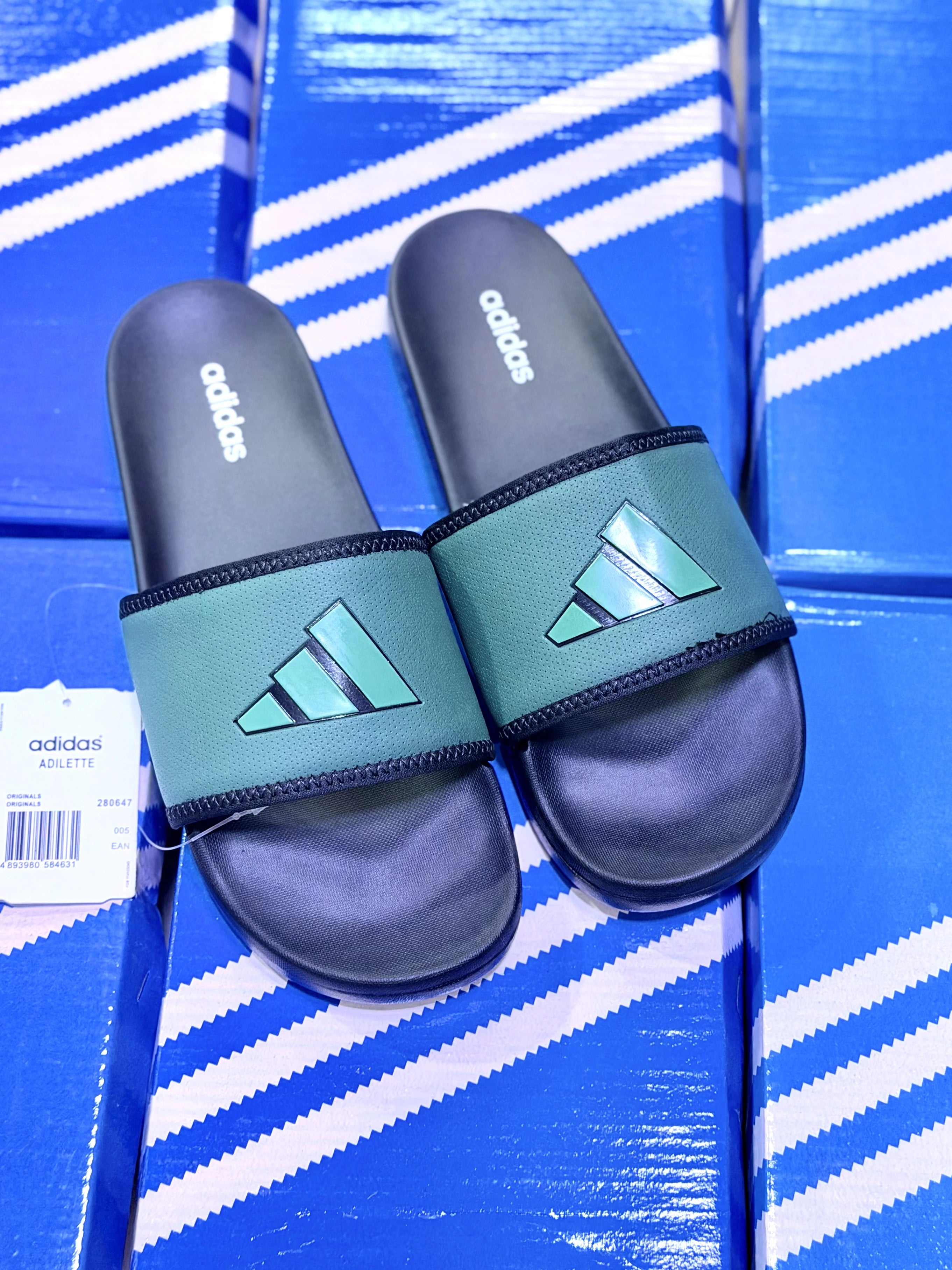 Adidas Adilette Slides - Tan