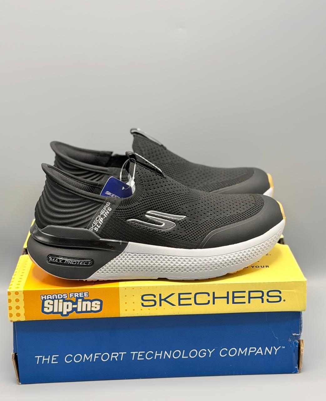 Skechers Go RUN Elevate 2.0 Slip-Ins Black Running & Walking Shoes